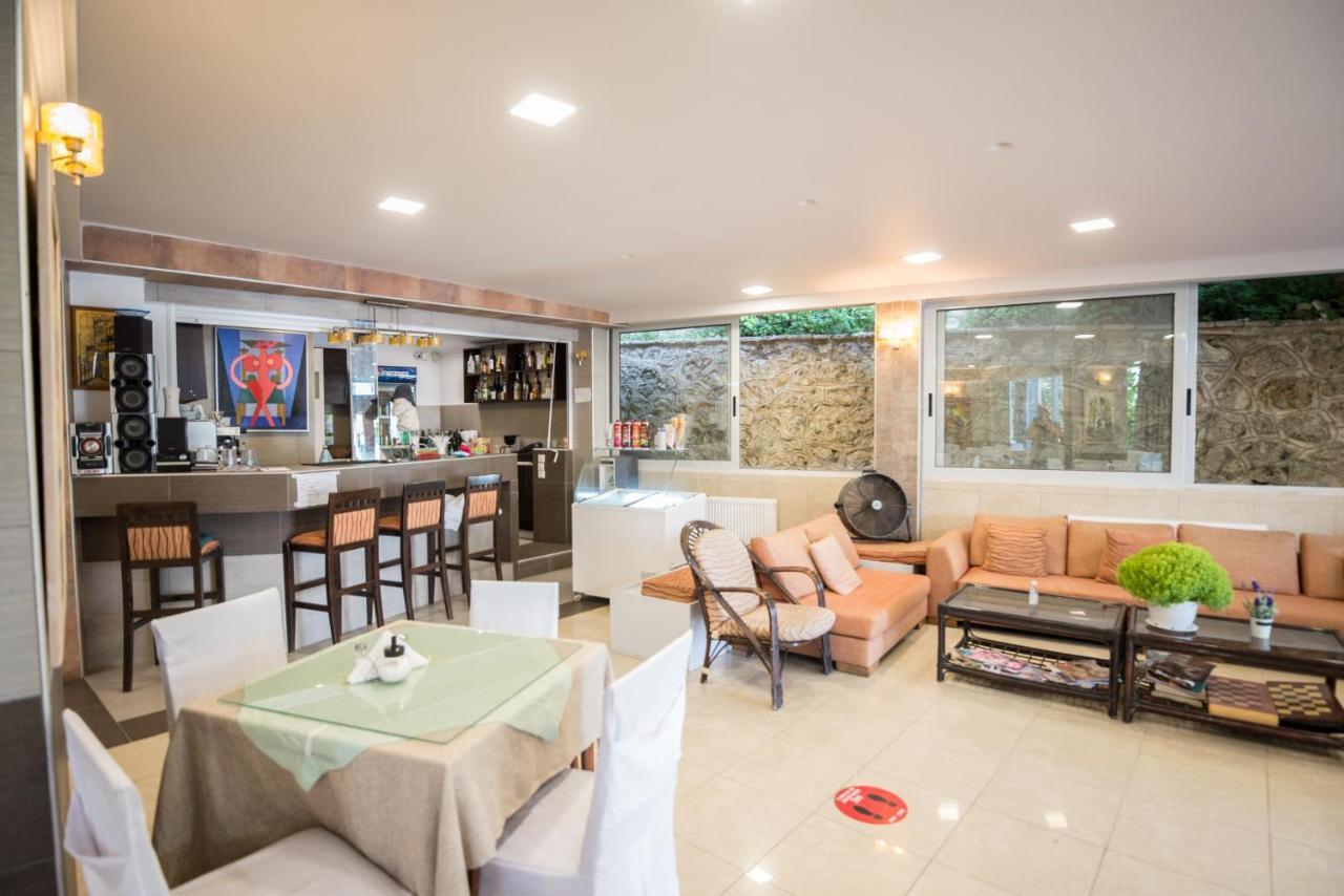 ניקיאנה Hotel Pegasos מראה חיצוני תמונה
